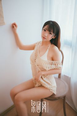 厨房春潮她含她的乳第一章